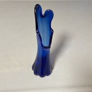 Elegant Blue Glass Swung Vase
